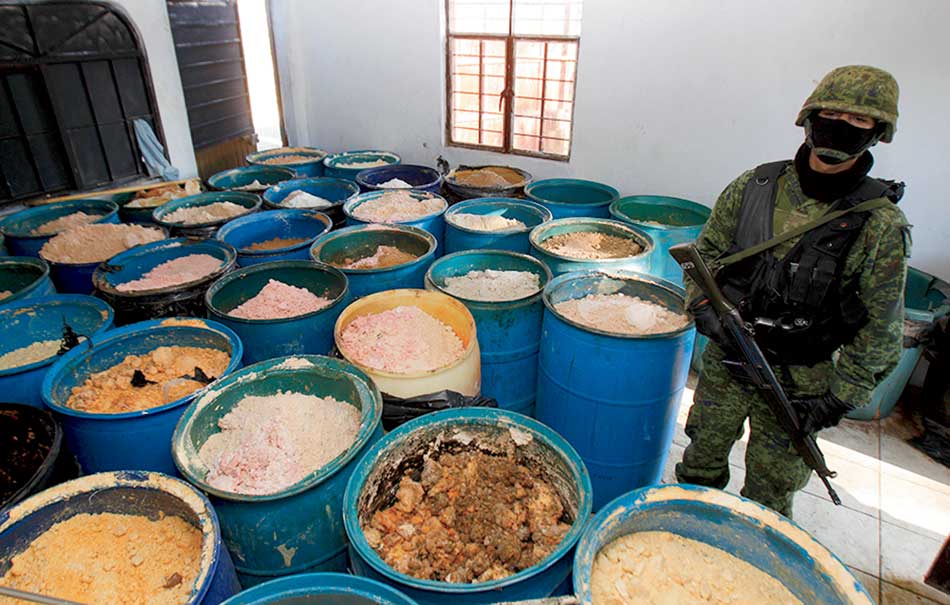 Esercito messicano sequestra cristalli metanfetamina guerra dei narcos