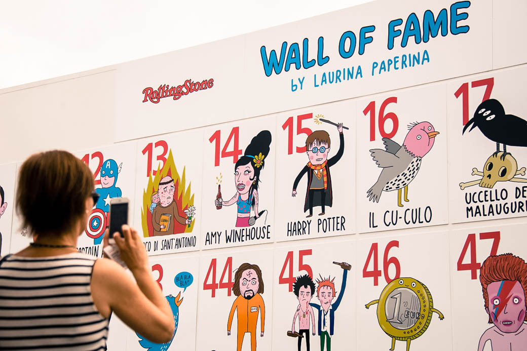 Tutte le illustrazioni della "Wall of Fame" di Rolling Stone al Pitti sono di <a href='http://www.laurinapaperina.com/' target='_blank'>Laurina Paperina</a>