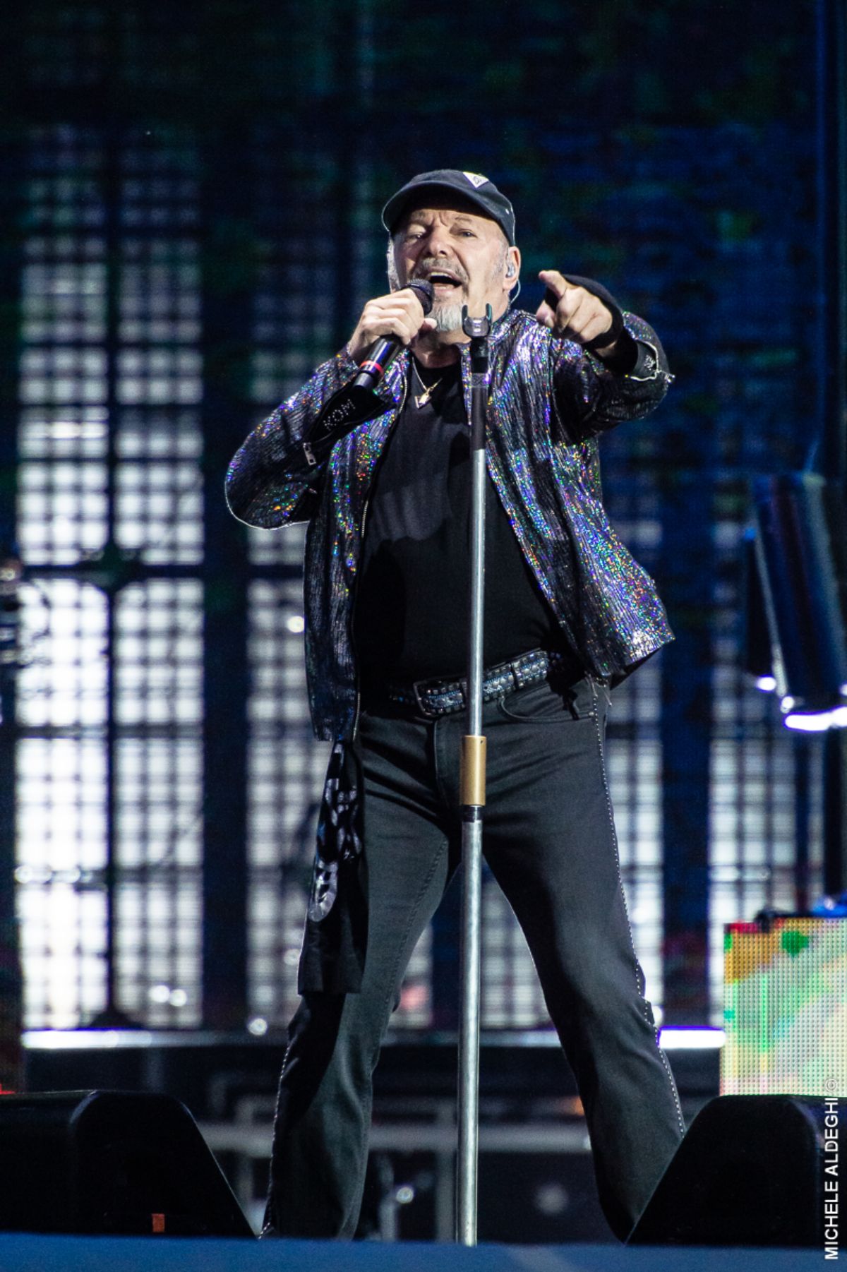 Le foto di Vasco Rossi a San Siro, la prima data a Milano del