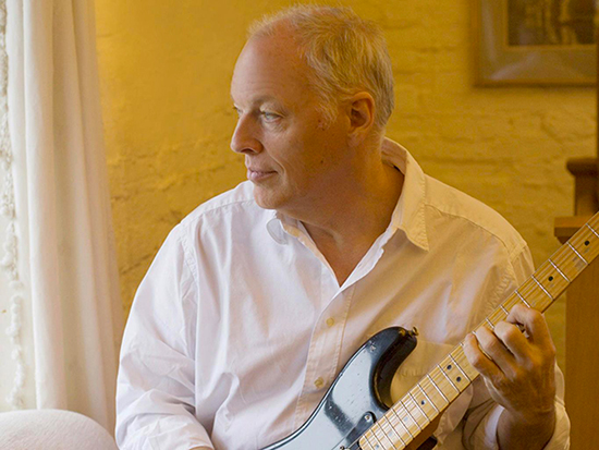 David Gilmour in studio di registrazione: guarda!