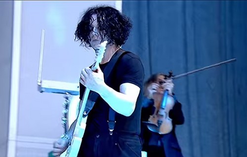 Jack White provoca il Glastonbury