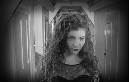 Brutta sorpresa per Lorde e il suo nuovo album