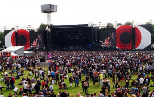 Il palco dei Pearl Jam a Milton Keynes, foto di Antonio Siringo
