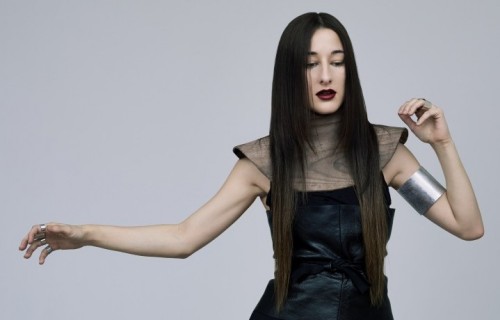 Si chiama Nika Roza Danilova, ha 25 anni, ma quando sale sul palco è Zola Jesus, una cantautrice dal sound molto elettronico