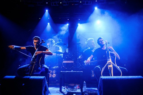 2Cellos, le foto del live al Fabrique, Milano