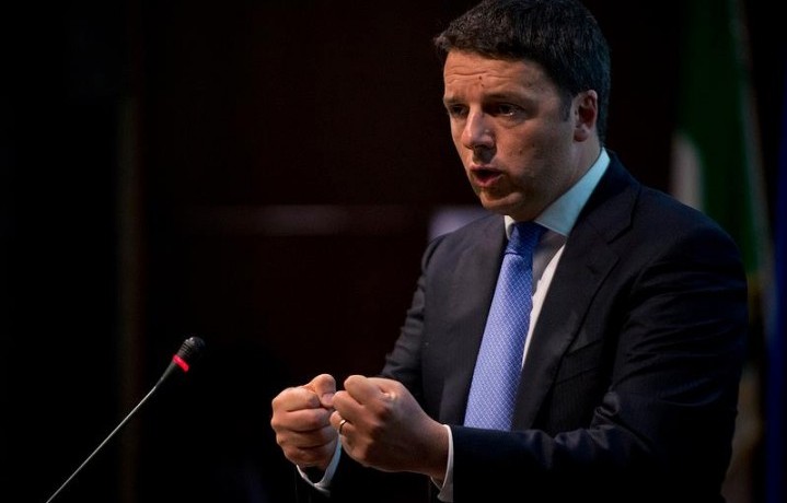 Renzi, dimissioni congelate da Mattarella