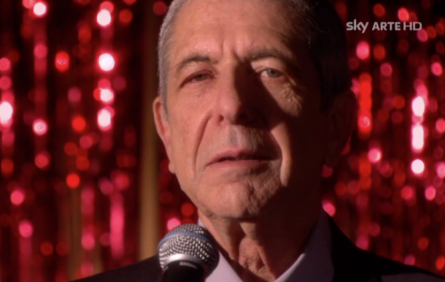 Leonard Cohen è nato nel 1934 a Montreal, in Canada