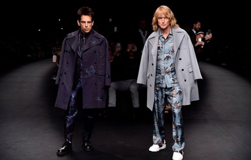 Ben Stiller e Owen Wilson sfilano per Valentino durante la Paris Fashion Week