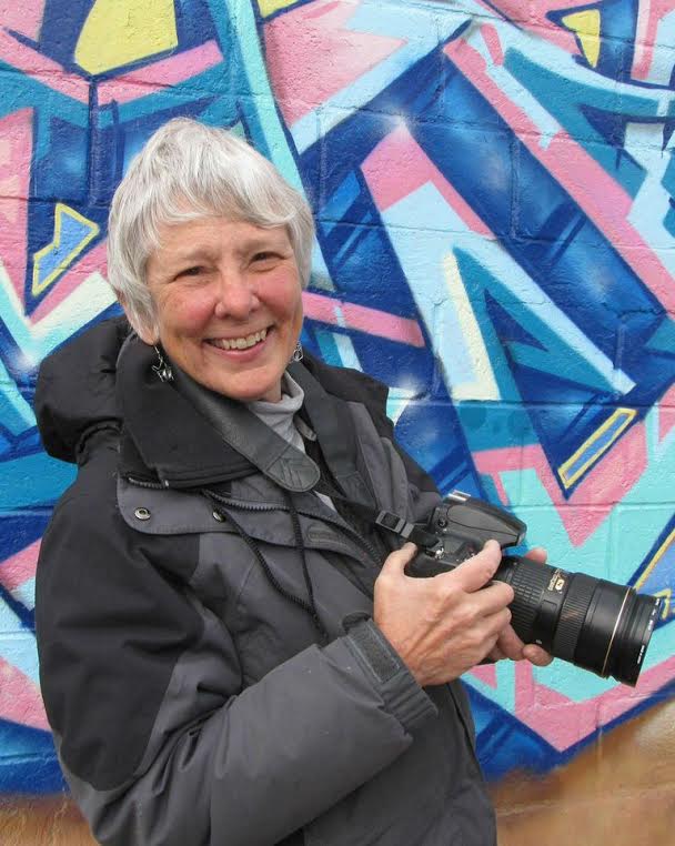 La fotografa Martha Cooper.