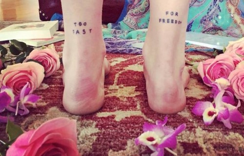 Florence ha presentato il nuovo singolo "Delilah" il 18 maggio scorso in anteprima sulla BBC Radio 1