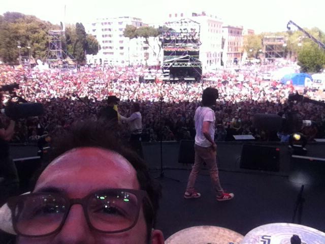 Il selfie dei Kutso durante l‘esibizione Bologna