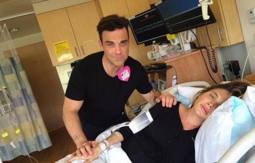 Robbie Williams e la moglie Ayda, in sala parto