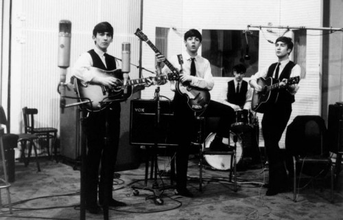 I Beatles ad Abbey Road. Foto: Facebook