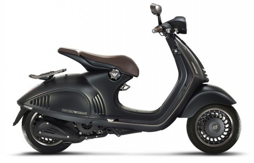 La Vespa 946 firmata Emporio Armani