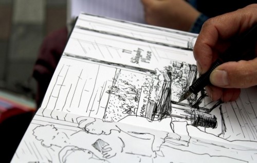 Il ritrovo per "Sketchmob" sarà venerdì 19 al Moleskine Store di Via Dante