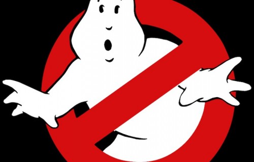 Nessuno tocchi il logo dei Ghostbuster. Neanche la nuova squadra femminile