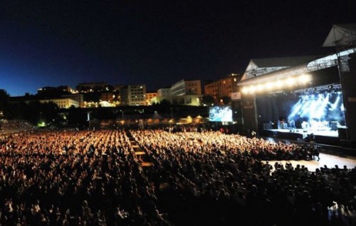 Il pienone di Umbria Jazz all'Arena S.Giuliana di Perugia