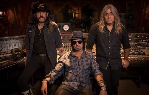 Cosa c'entrano i Motörhead? Centrano sempre i Motörhead. Foto: Facebook