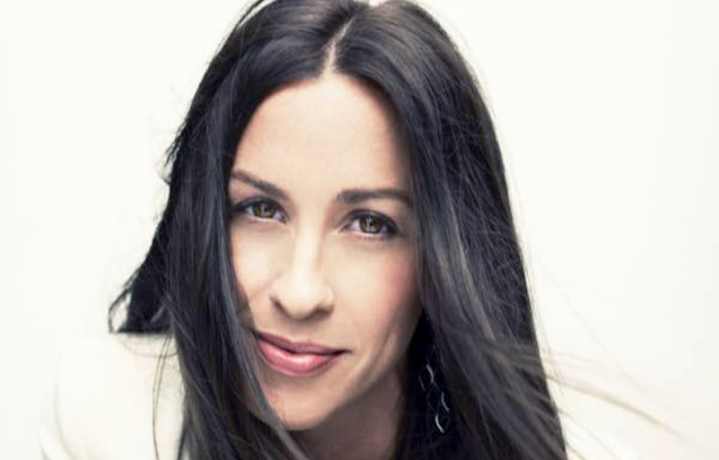 Alanis Morissette, foto via Facebook