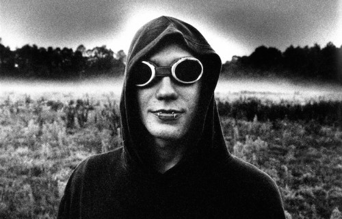 Questa foto è di Mattia Zoppellaro, tratta dal suo progetto intitolato "Dirty Dancing"