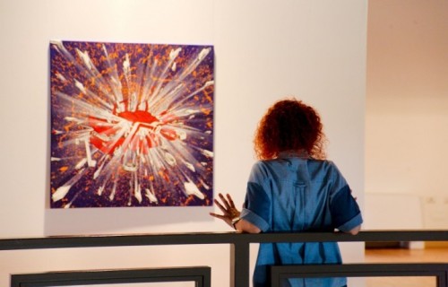 "Autobomba" di Hopnn, visibile da mercoledì a domenica dalle 11.00 - 20.00 alla Fabbrica del Vapore di Milano