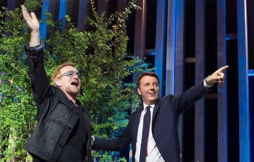 Bono Vox e Matteo Renzi a Milano per Expo 2015 - Foto via Facebook