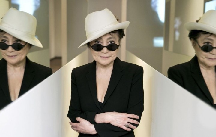 Yoko Ono, foto stampa