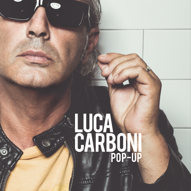 La copertina di "Pop-up", il nuovo album di Luca Carboni uscito il 2 ottobre 2015