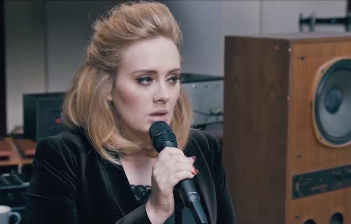 Adele ha (più o meno) ricevuto le scuse di Visconti