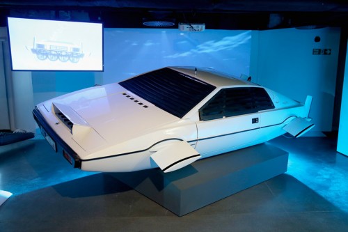 Bond, James Bond, Aston Martin, BMW, macchine, moto, spia, Licenza di Uccidere, Skyfall, 007, Spectre, La Spia che mi amava