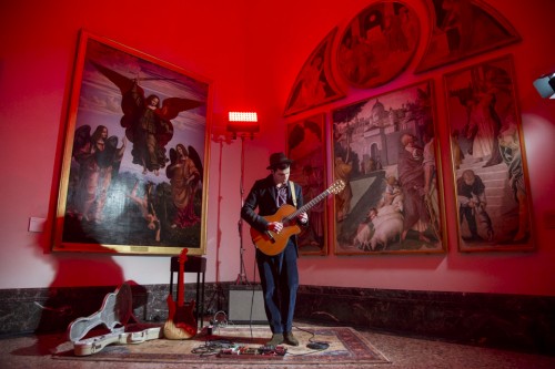 Trussardi, Gaia Trussardi, Brera, Milano, collezione autunno-inverno, moda, buskers, musica, foto, Ikka Mirabelli