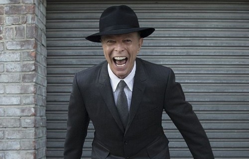 David Bowie, foto via Facebook (pubblicata nei pressi di Harrow, Regno Unito)