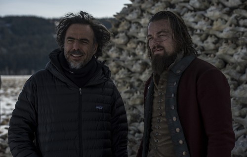 Alejandro González Iñárritu insieme a Leonardo diCaprio sul set di Revenant