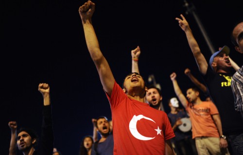La protesta al Gezi Park di Taksim, Istanbul. Foto Bulent Kilic/AFP/Getty Images