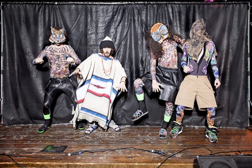 Rolling in The Streets, Torino, foto, moda, Nicola Favaron, Maniaxxx, Cosmo, Anthony Laszlo, Testadimorto, Diego Perrone, Bea Zanin, Be The Wolf, DSQUARED2, Jacob Cohen, Converse, rock, underground, Geox, Antony Morato, Gas, Camper, Versus Versace, Love Moschino