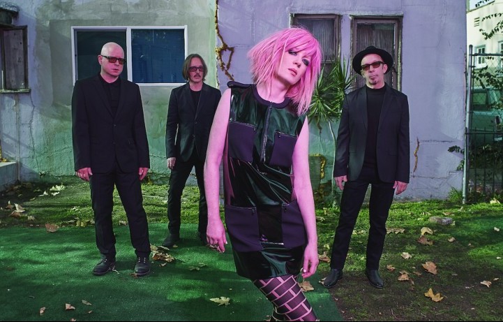 I Garbage sono: Shirley Manson, Duke Erikson, Steve Marker, Butch Vig