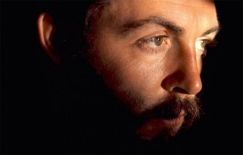 Un dettaglio della copertina di "Pure"