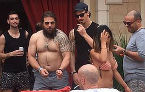 Martin Castrogiovanni durante i festeggiamenti a Las Vegas del PSG