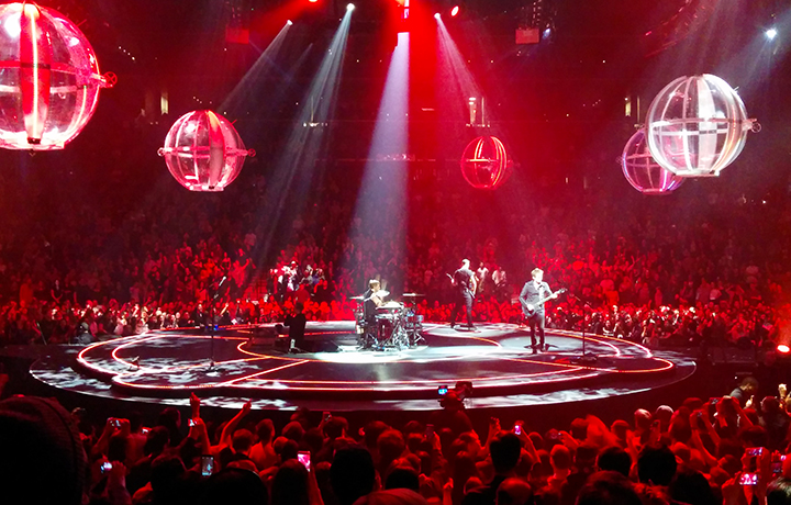 Muse, la playlist per prepararsi all’atterraggio del “Drones World Tour” a Milano