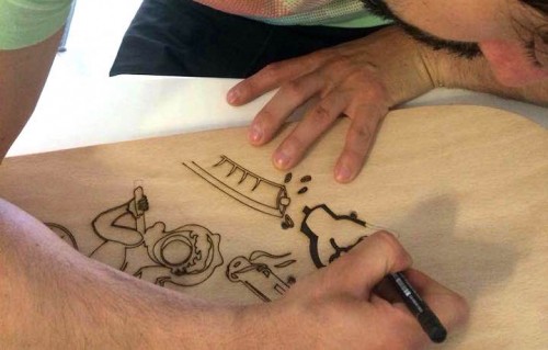 Marcello Gatti a.k.a. Myoopia e la sua tavola ispirata a Moira Orfei per "Skateboards Confluence"