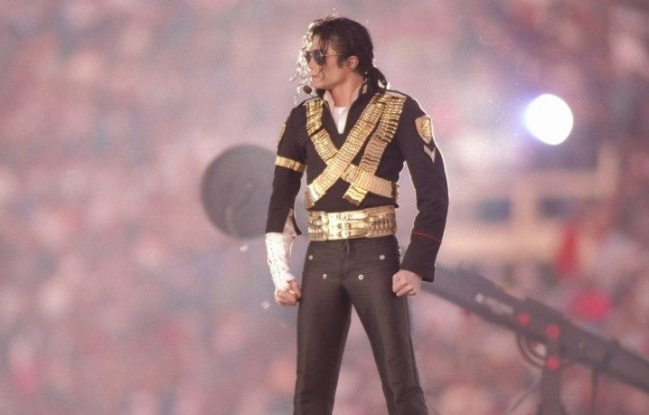 Michael Jackson in uno scatto del 1993. Foto via Facebook Ufficiale