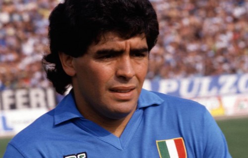 Diego Maradona nella stagione 1987/88 con la maglia del Napoli