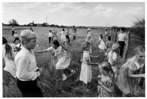 Cortona On The Move, fotografia in viaggio, Arianna Rinaldo, Paolo Woods, Gabriele Galimberti, Lucas Foglia, Daesung Lee, fotografia, mostra, festival, Cortona