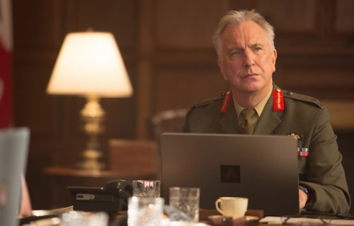 Alan Rickman sul set di Il diritto di uccidere, al cinema dal 25 agosto