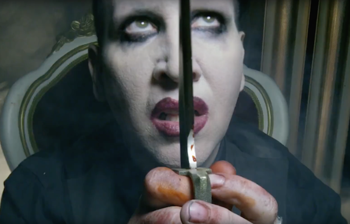 Marilyn Manson decapita Trump nel nuovo video di “SAY10”