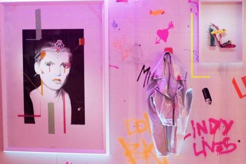 No Curves, tape artist, She’s a Lady, Whitelight Art Gallery, Milano, Nicolas Ballario, arte, mostra