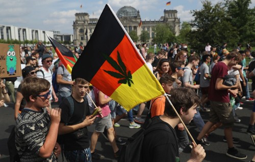 La manifestazione in favore della legalizzazione del 13 agosto a Berlino. Photo by Sean Gallup/Getty Images