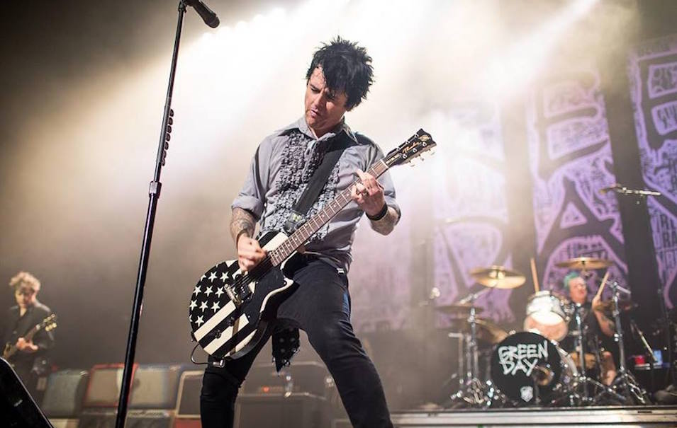 I Green Day durante il Revolution Radio Tour a St. Louis, fonte Facebook