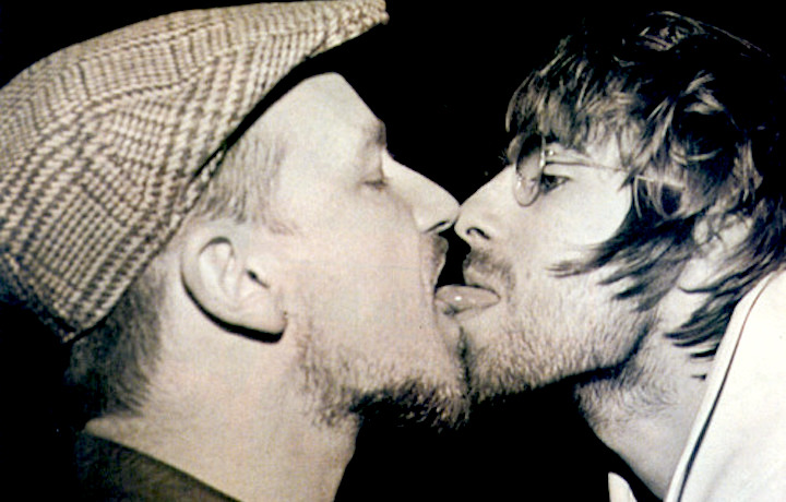 Bono e Liam Gallagher nel 1997