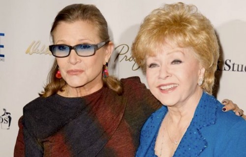Carrie Fisher e Debbie Reynolds, foto via Facebook